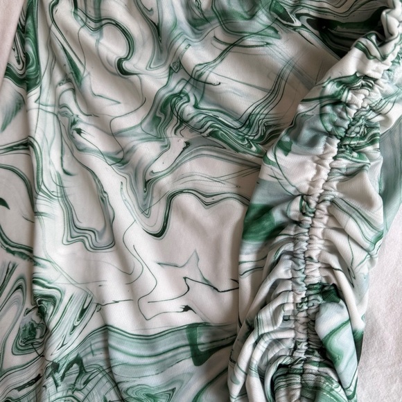 PRINCESS POLLY Kaylee Marble Print Cutout Dress Size 8 Green White Y2K Trendy - Picture 10 of 11